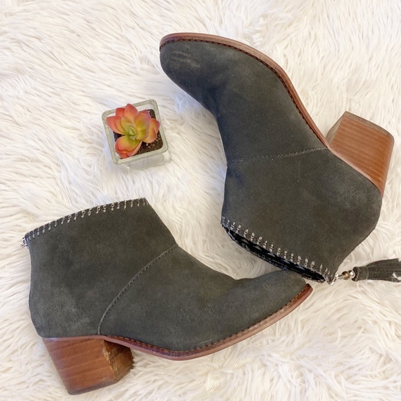 TOMS x Zappos Leila Grey Suede Heel Ankle Bootie tassel women’s 6.5 - Picture 7 of 8